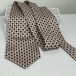 Mario Valentino 100% Italian Silk Tie Soft Pink Geometric Pattern
